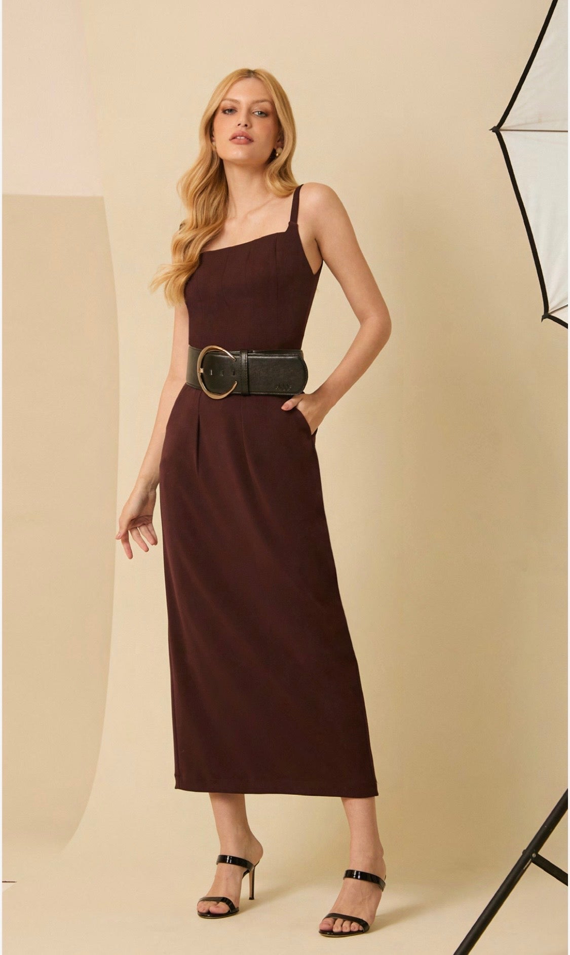 Vestido Marrom Midi