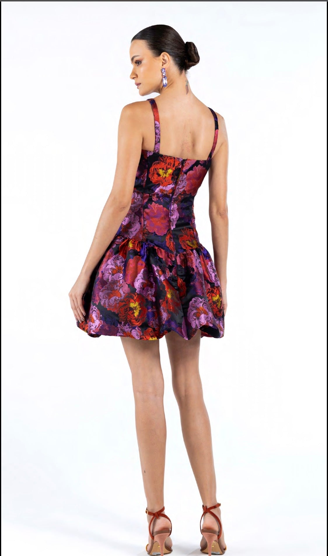 Vestido Curto Balonê com Jacquard Estampado