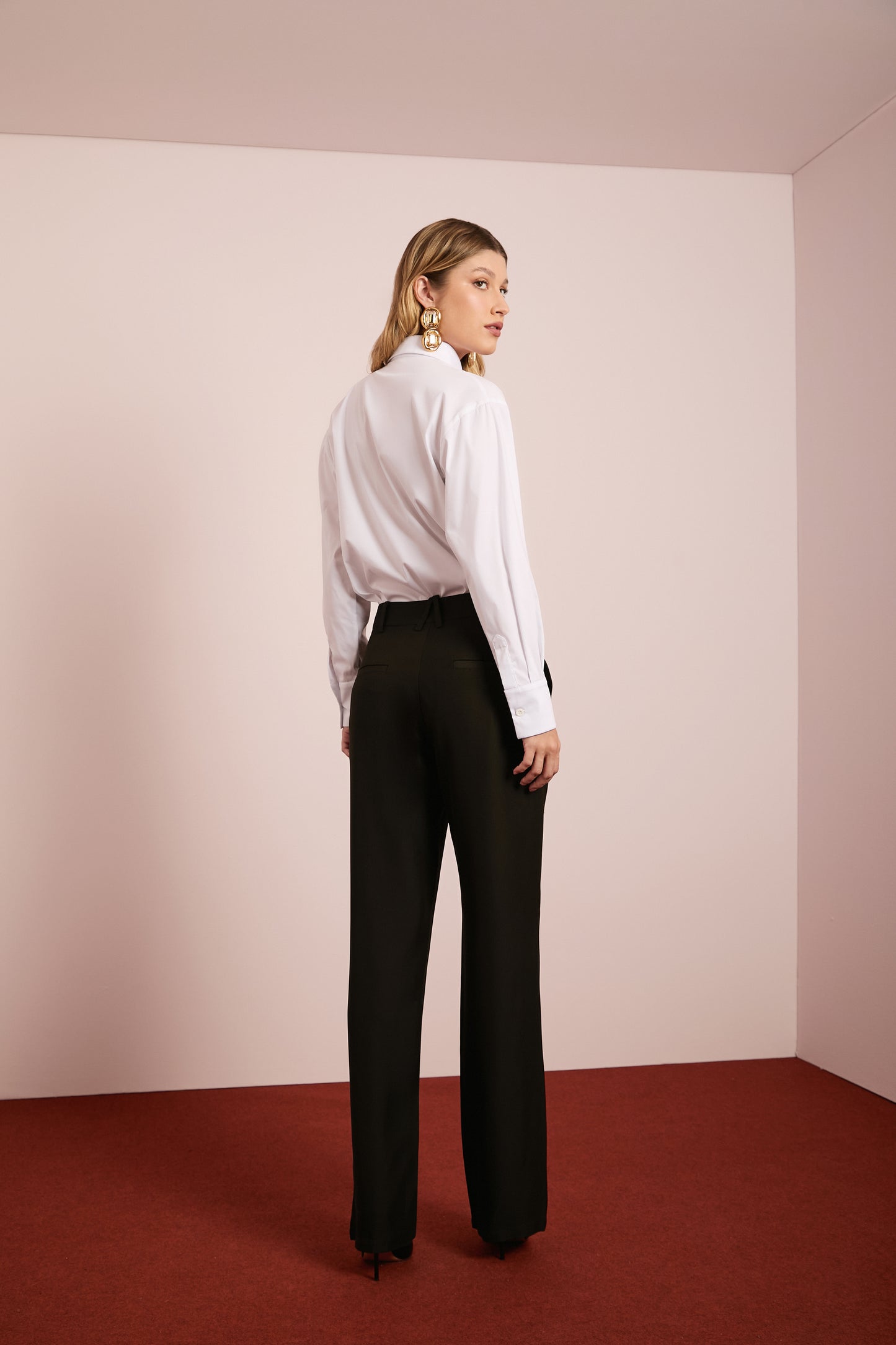 Calça Preta Alfaiataria de Crepe Patou