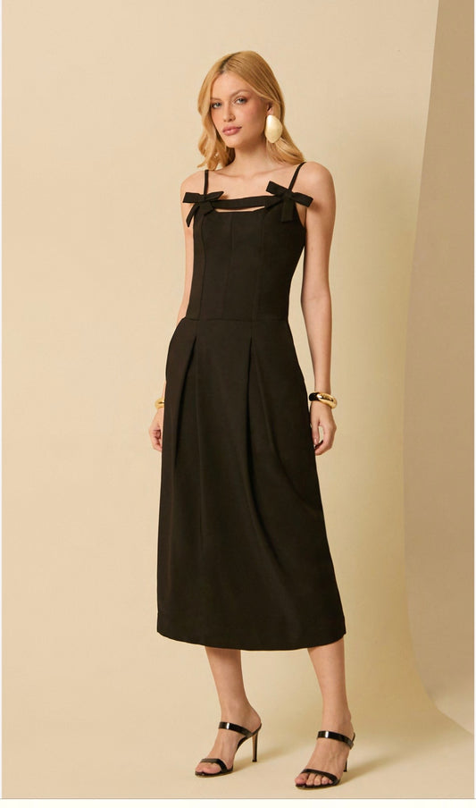 Vestido Midi Preto Com Laços