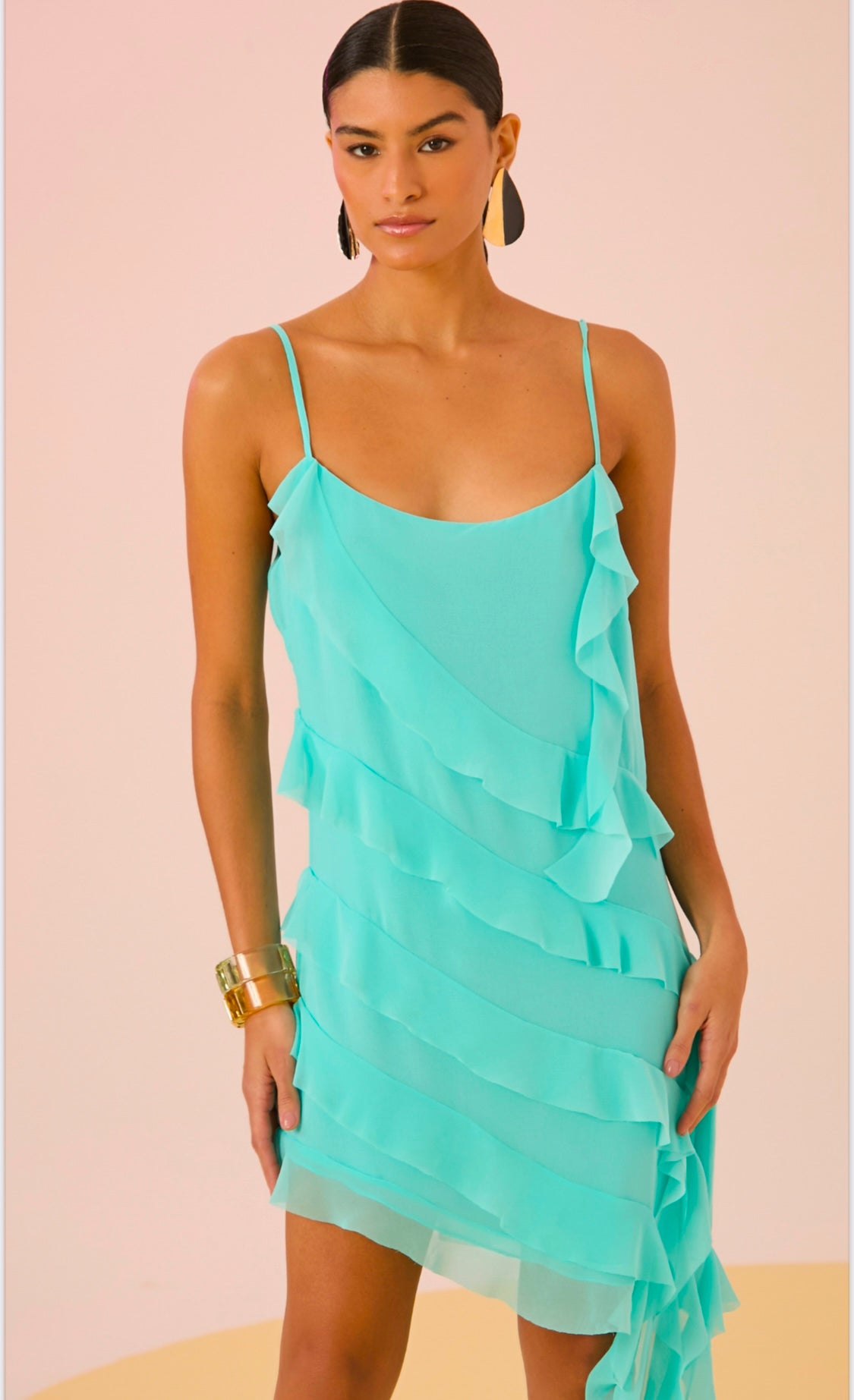 Vestido cortado a laser