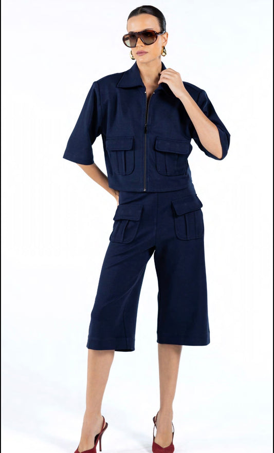Conjunto Azul Marinho Casaco e Bermuda