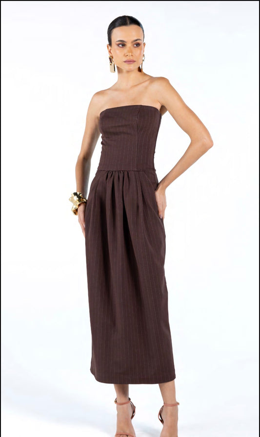 Vestido Midi Marrom com Risca de Giz
