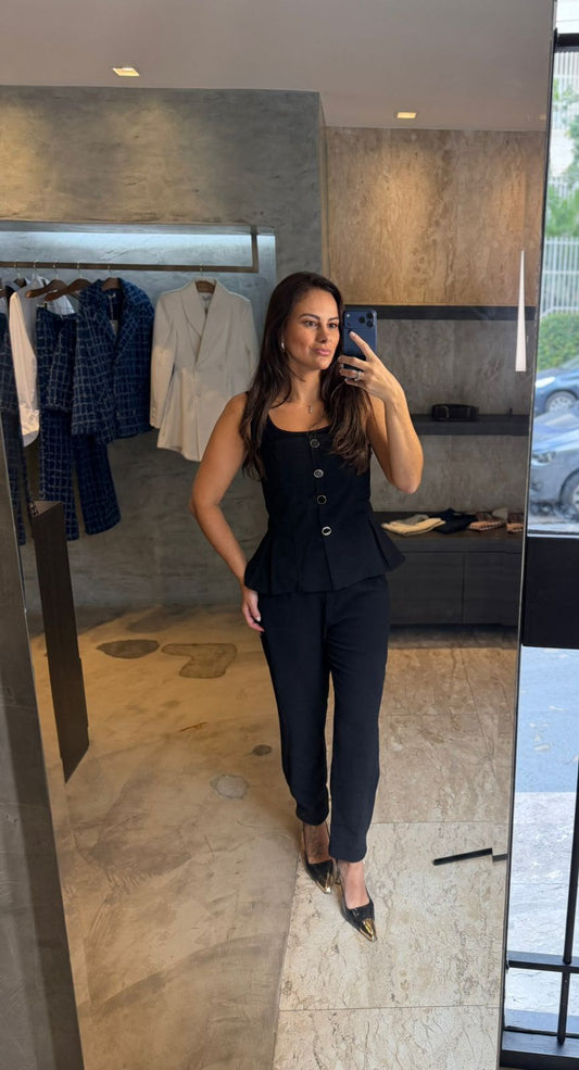 Conjunto top com sobreposição e calça